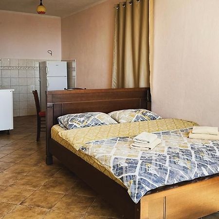 Green Line Guesthouse บาร์ ภายนอก รูปภาพ