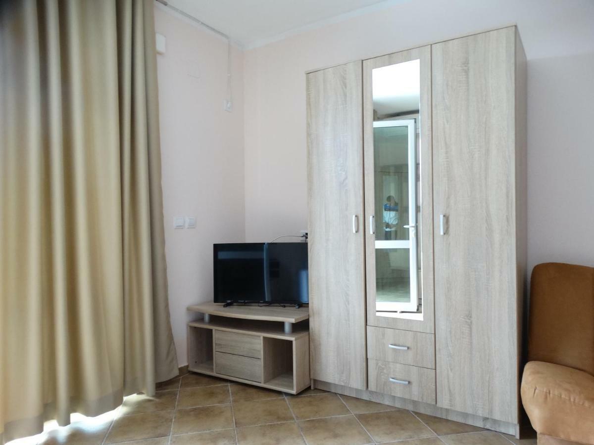 Green Line Guesthouse บาร์ ภายนอก รูปภาพ